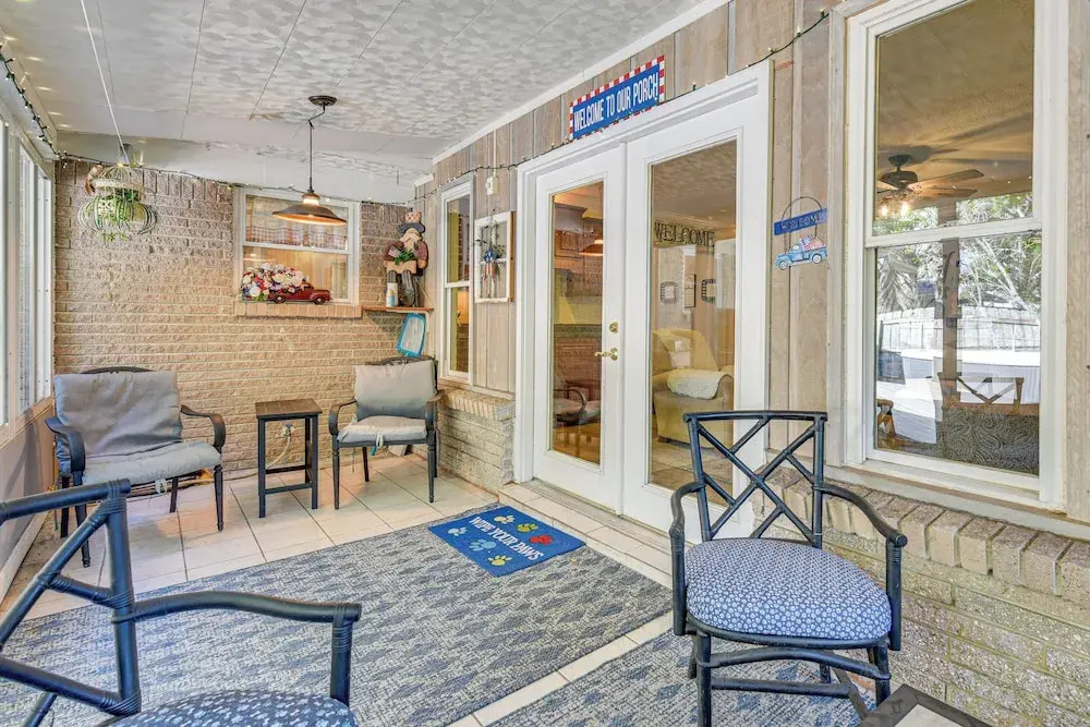 Spacious Home w/ Hot Tub in Fort Walton Beach!
