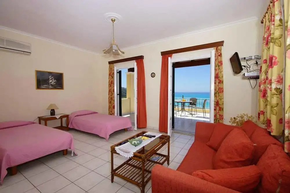Natalia Loft Apartment C With Panoramic sea Views of Agios Gordios bay