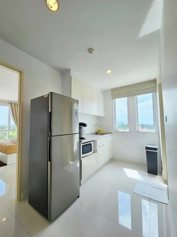 1 Bedroom Beachside Condo in Cha-am