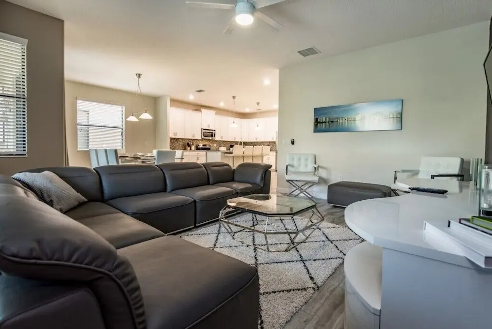6-Bedroom Villa in Davenport 5425SC