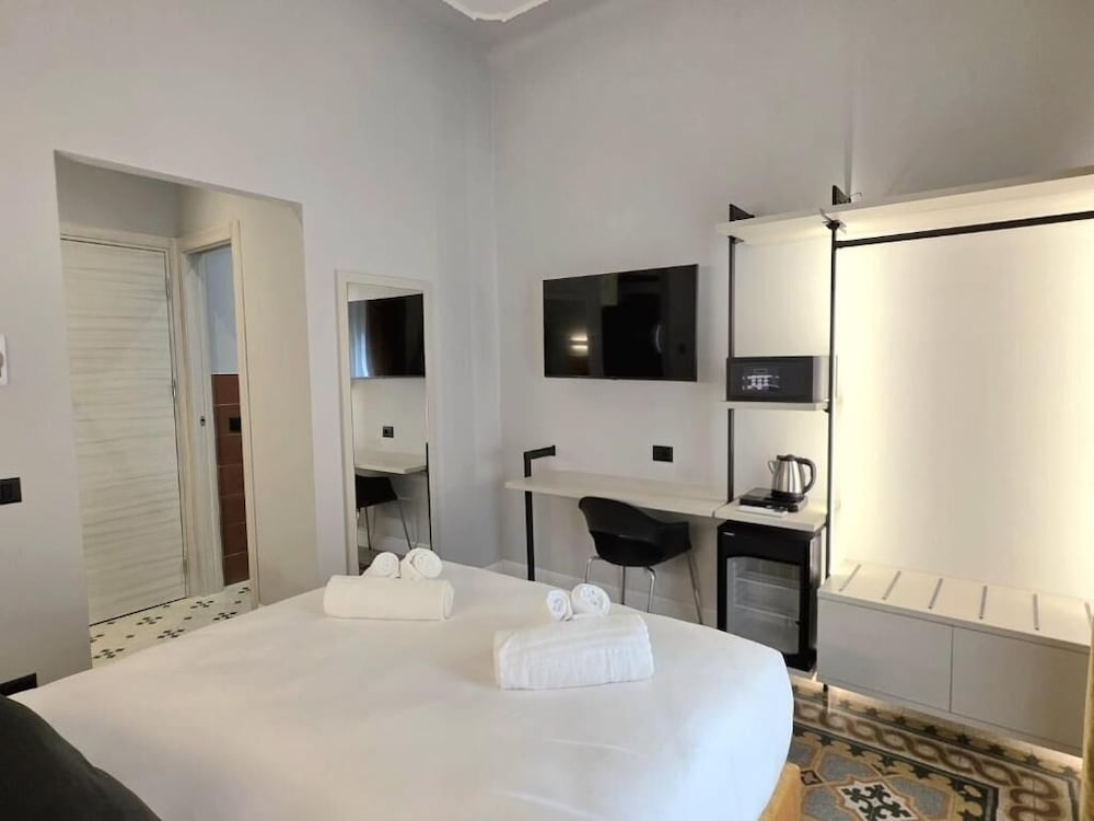 Victoria Suites