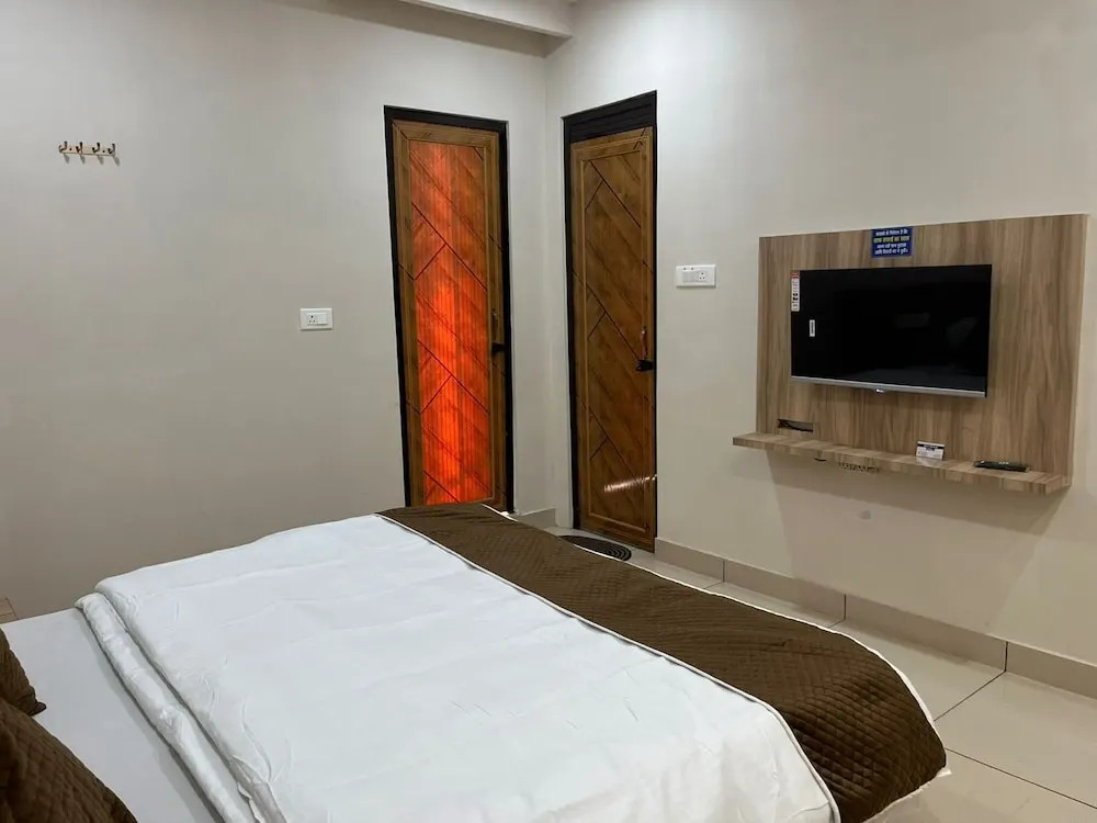 Hotel Prakash Block-1