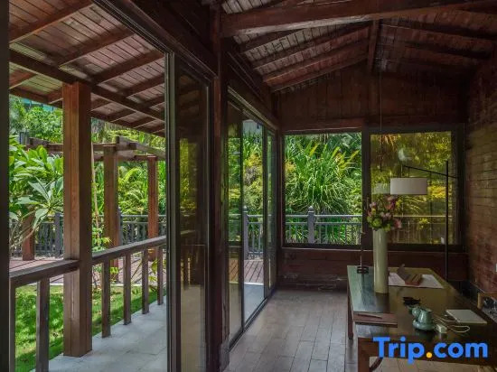 Sanya Coconut Homestay