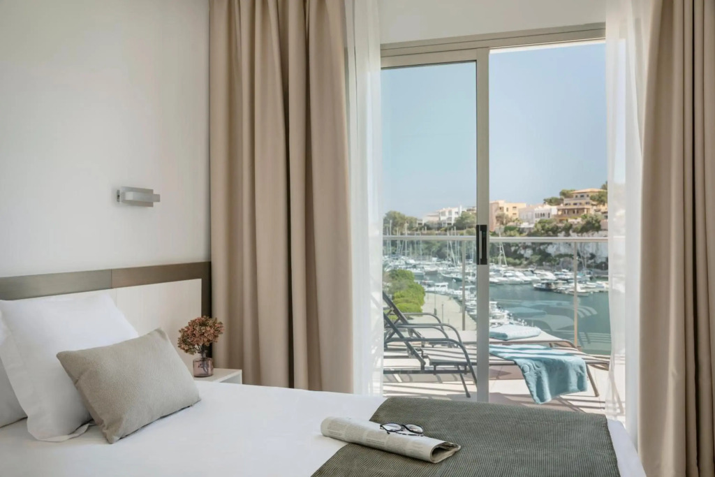 Porto Drach Aparthotel & Suites