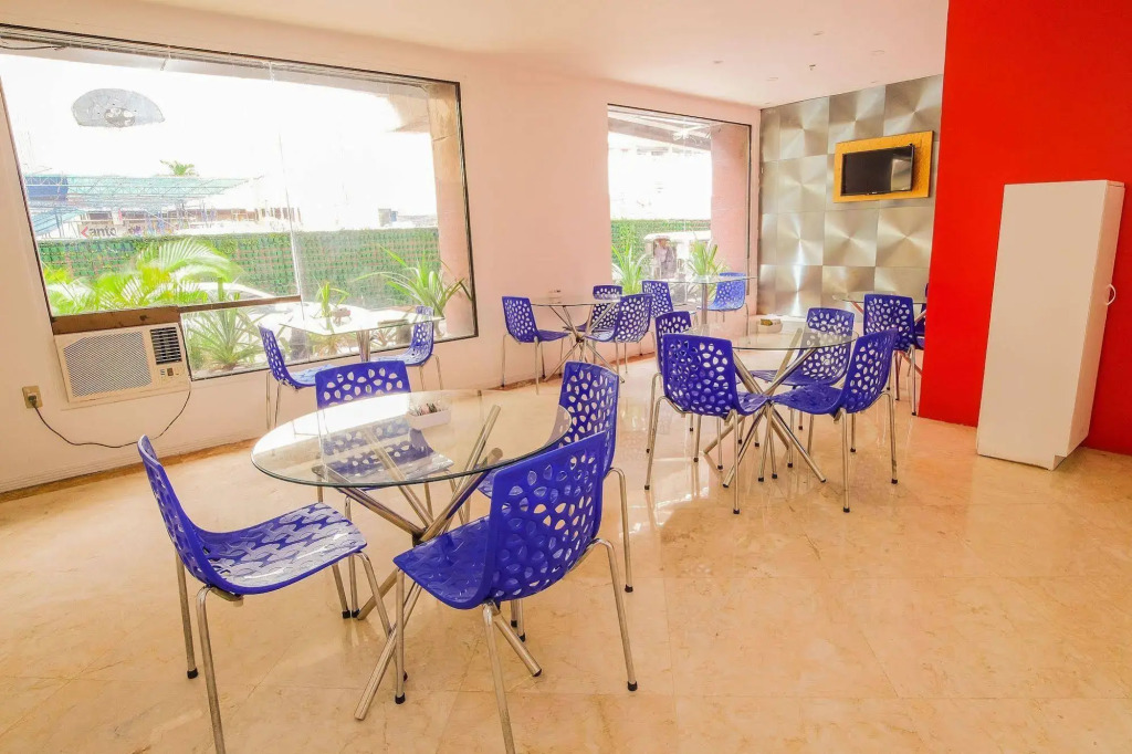 ZEN Rooms Makati Amorsolo
