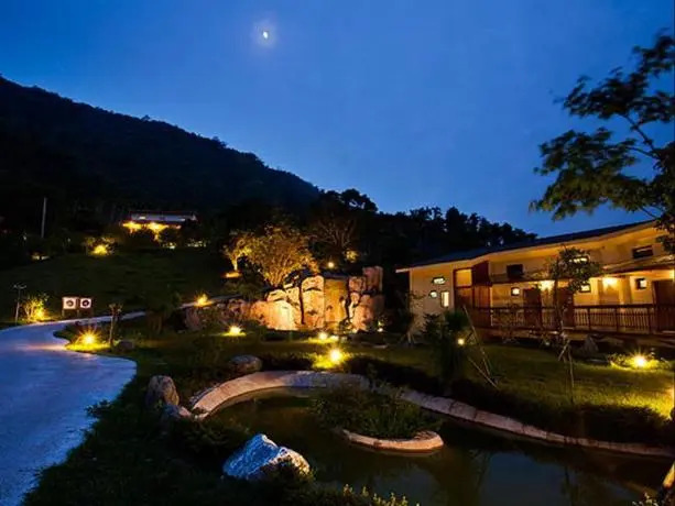 Yi Hey Golden Stronghold Resort