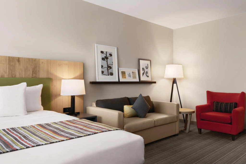 Country Inn & Suites by Radisson, Belleville, ON