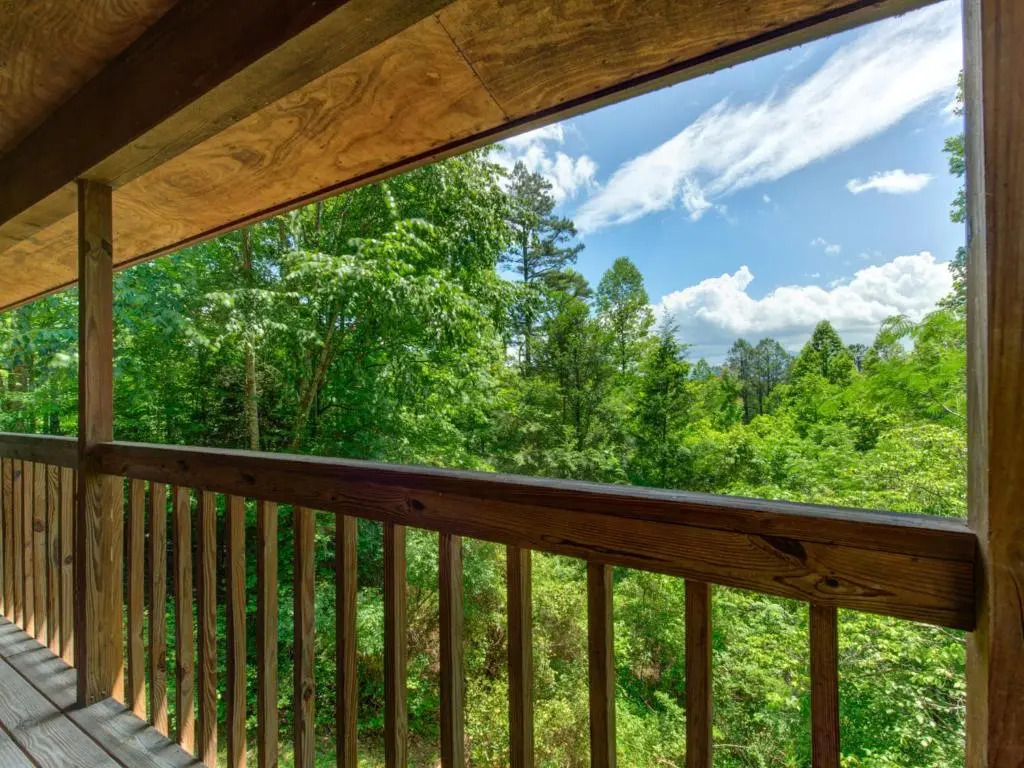 Between Here & There, 3 Bedrooms, Sleeps 6, Views, Hot Tub