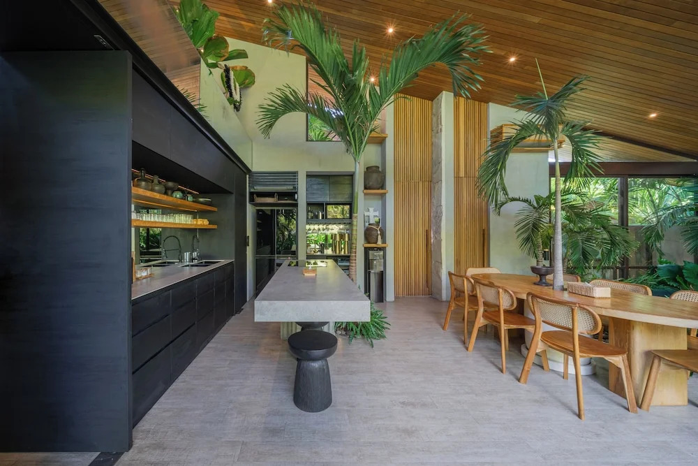 Ohlala - Luxury Tropical Escape in Pererenan
