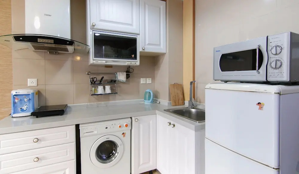 Mike168 Service Apartment Saintland Shop
