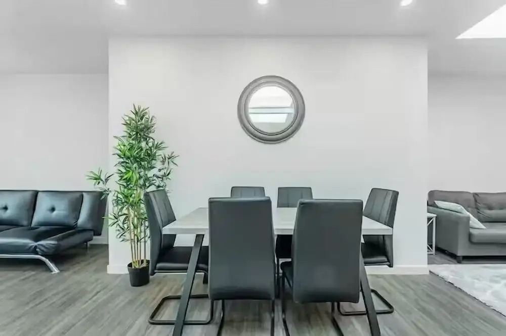 Plaza apartments