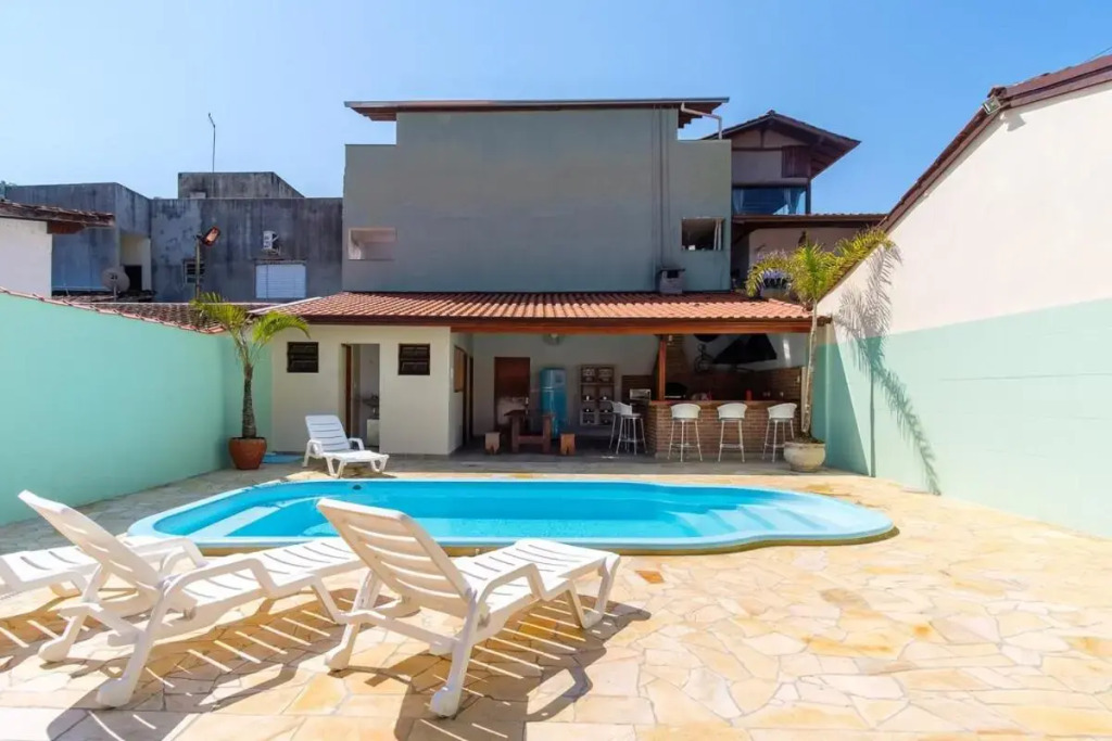 BH12 - Barra Seca · BH 12: CASA DE PRAIA GOSTOSA COM ÁREA GOURMET