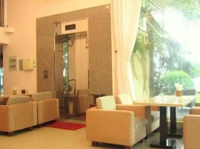 Lucky Star Hotel- Phu My Hung