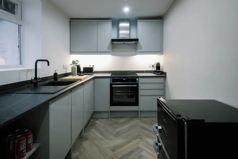Sun St Apartment 3