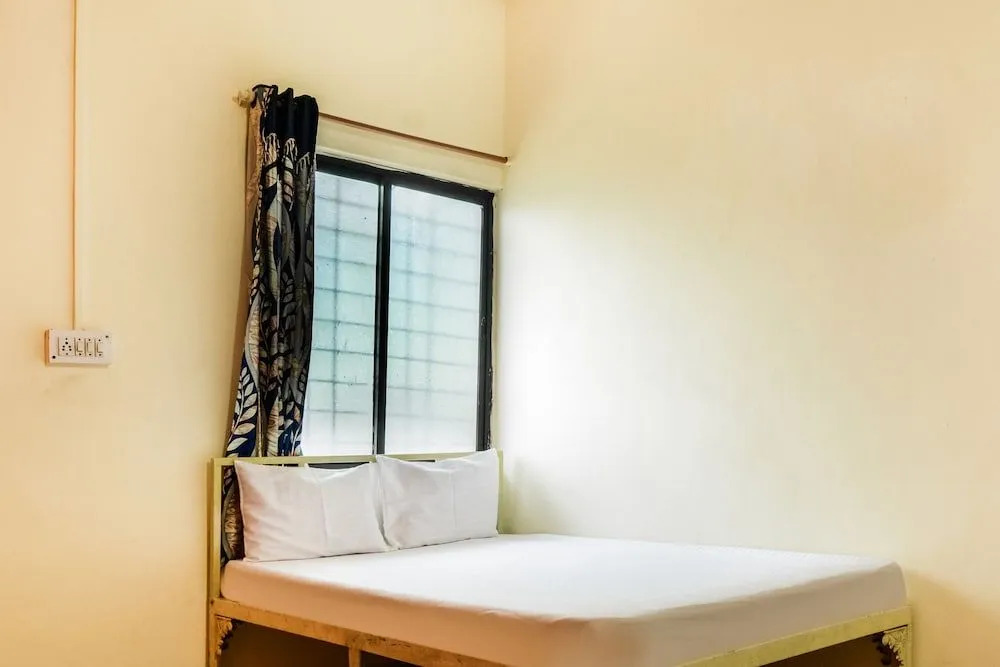SPOT ON 41454 Shree Mahalaxmi Residency