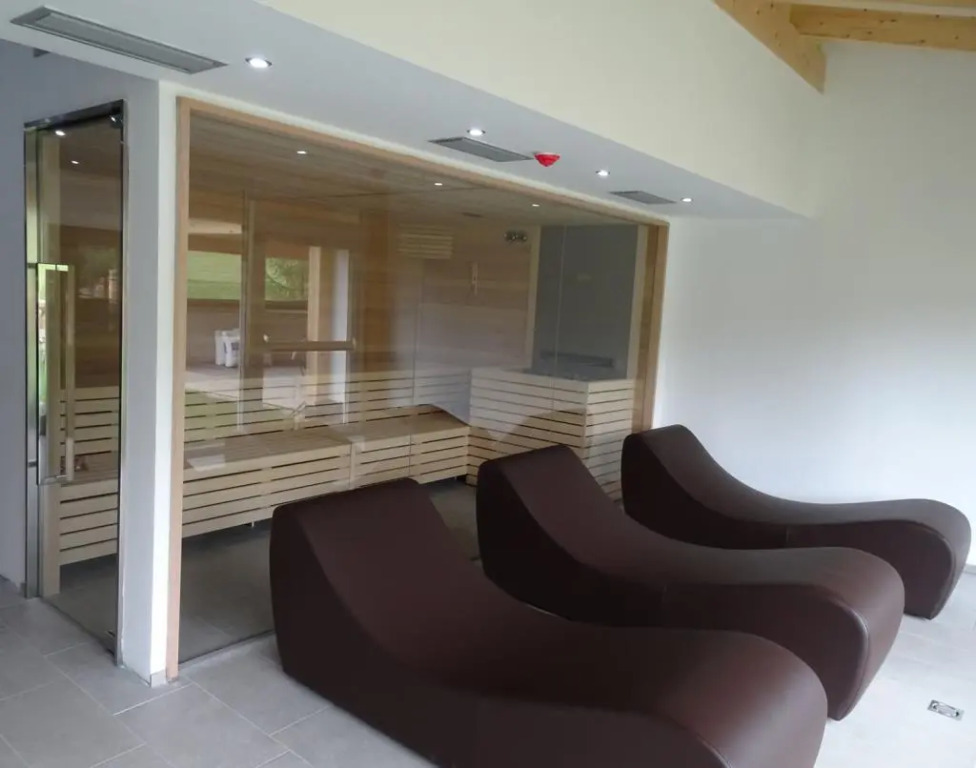 Active Alm Hotel