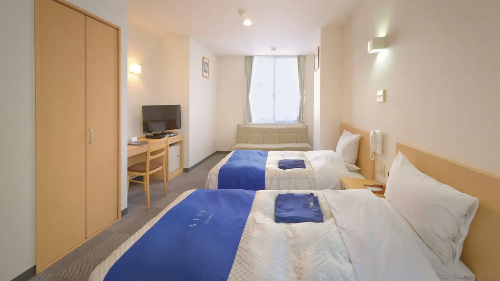 Hotel 2135