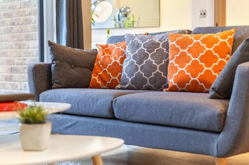 Luxurious Canary Gateway Serviced Apartment