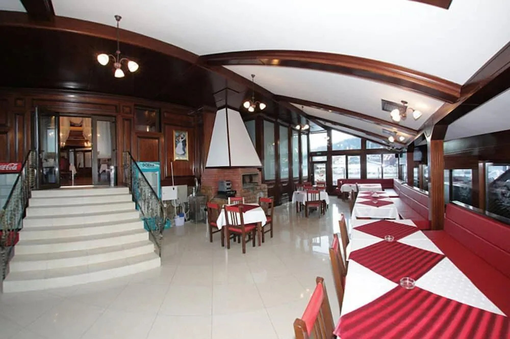Vila Turistica Carmen Silvae