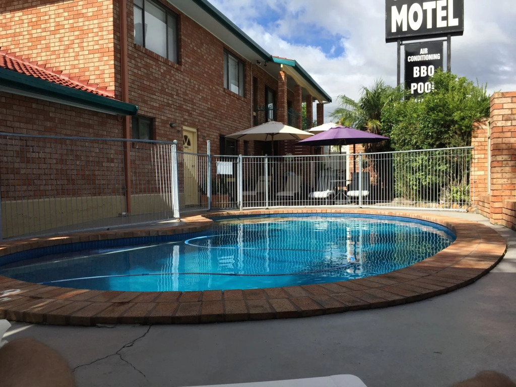 Crescent Motel Taree