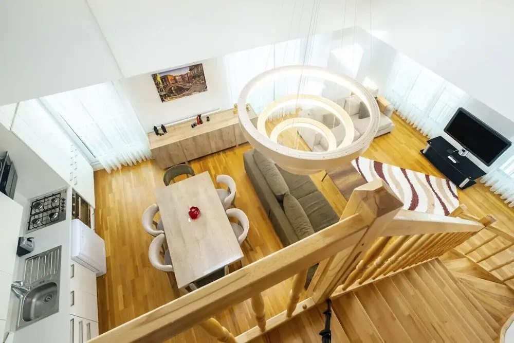 Chic Flat Near Public Transportation in Goztepe