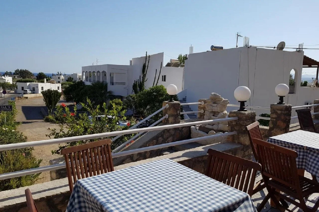 Evi Studios & Apartments Pefkos
