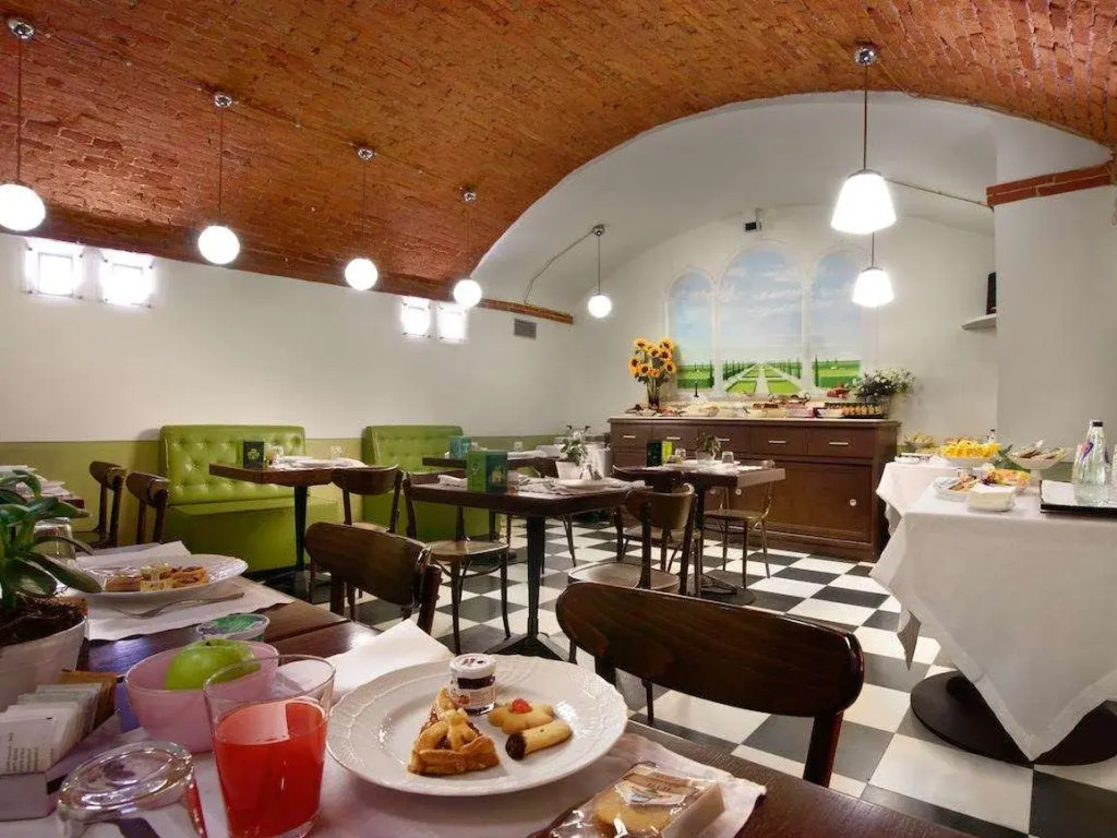 Graziella Patio Hotel
