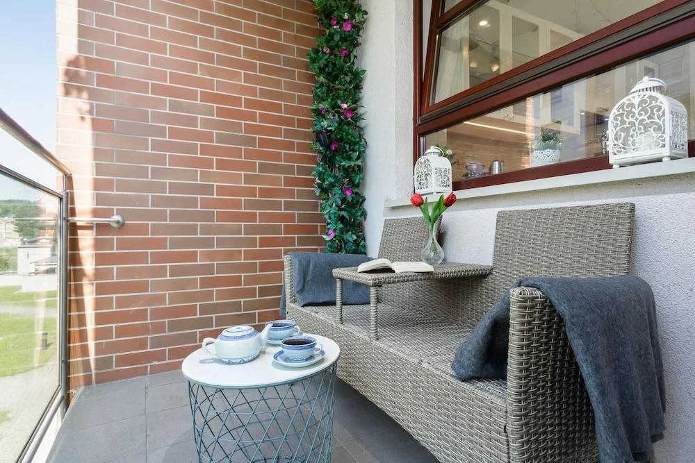 Bently Apartments - Retreat by the River