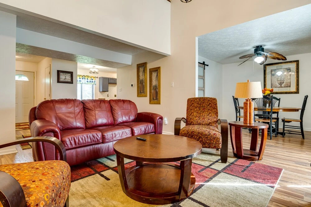 Lawrence Vacation Rental ~ 12 Mi to Indianapolis!