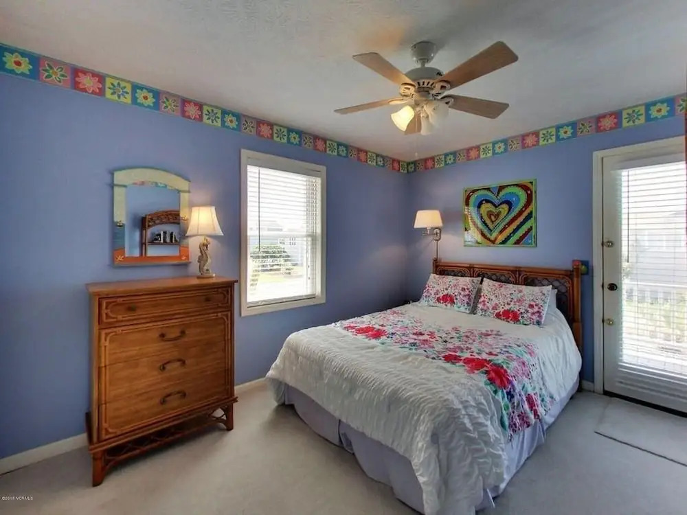Holden On South - 4 Br Home