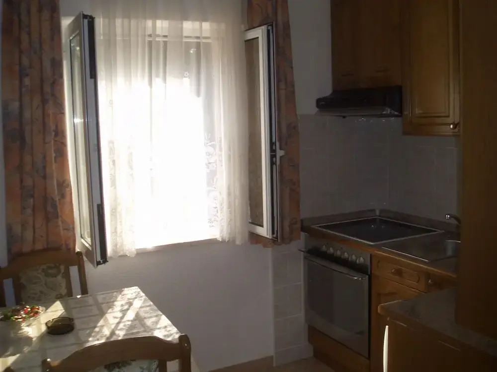 Marino - 150 m From Beach - A1