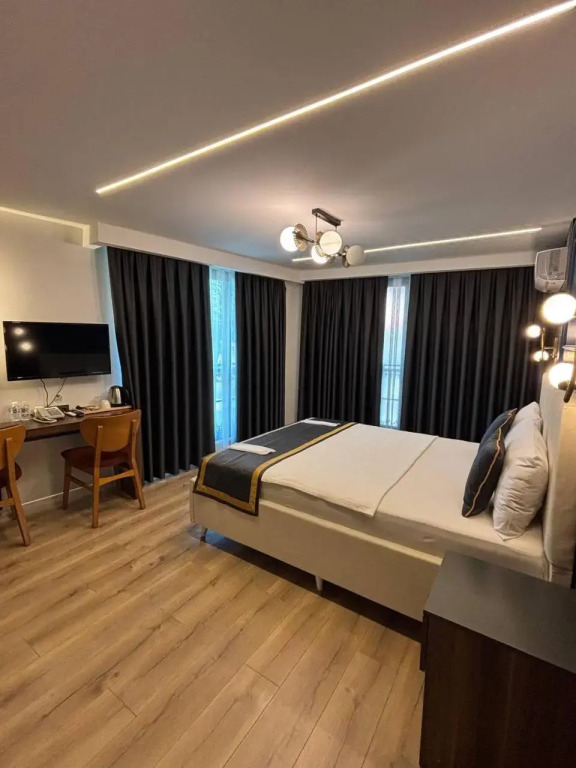 The Pearl Airport Hotel