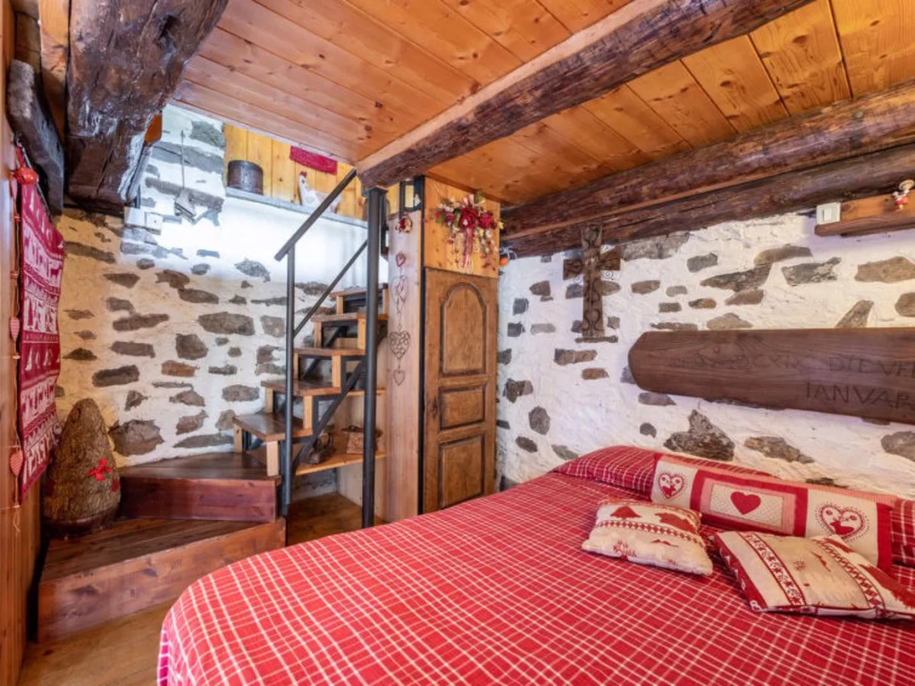 Chalet Il Gianlupo by Interhome