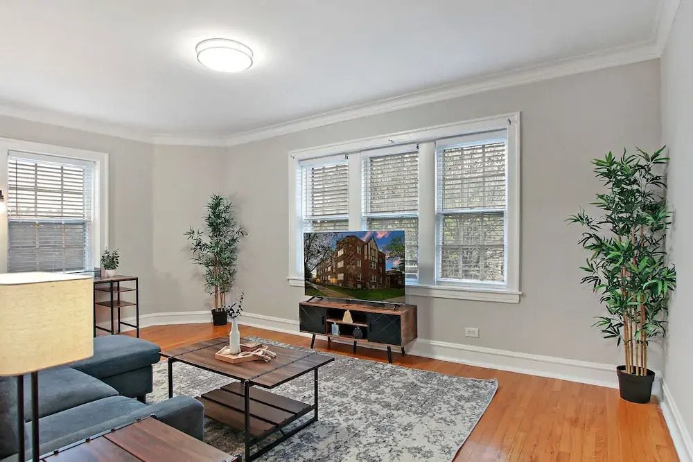 Harmonious 2BR Apt - Lockwood 3