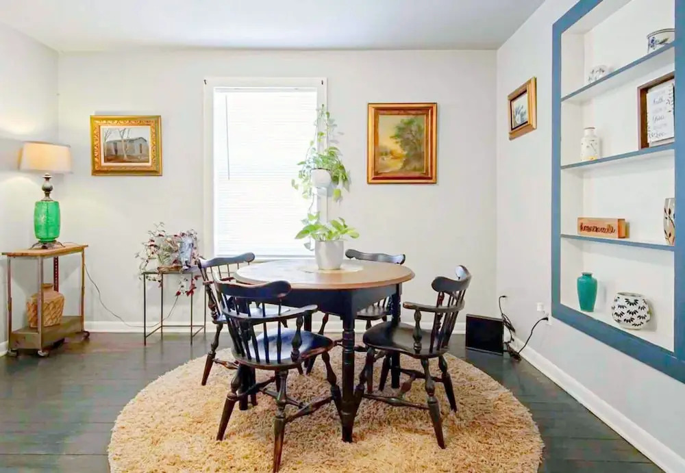 2BR Cozy House Near Plaza District
