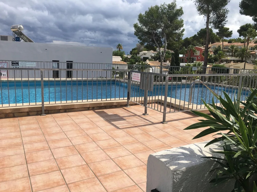 Beautiful 2 Bedroom Apartment