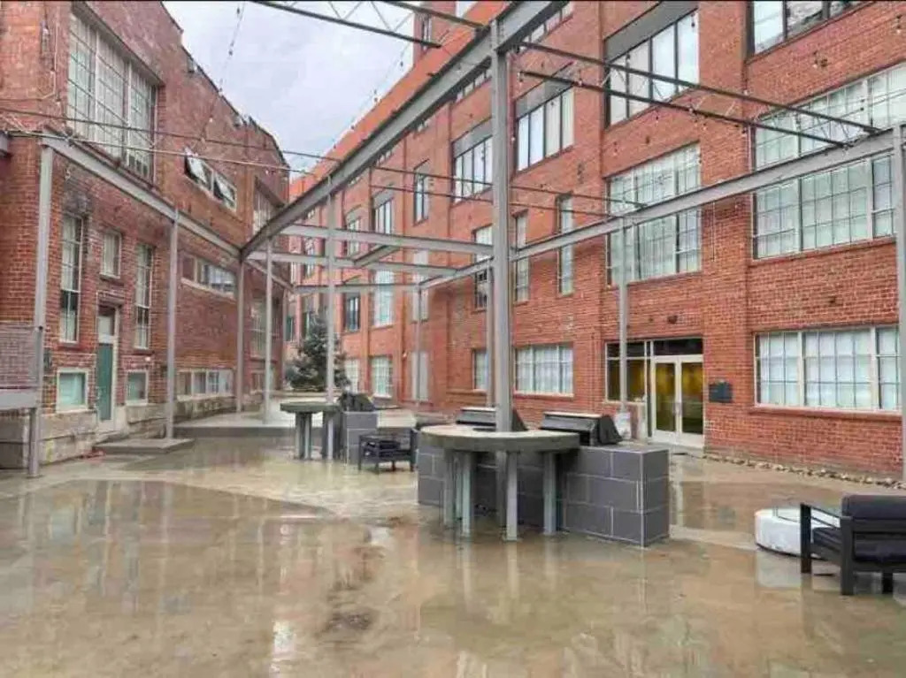 Apt 251 Studio 2 Beautiful loft located in downtown Leavenworth