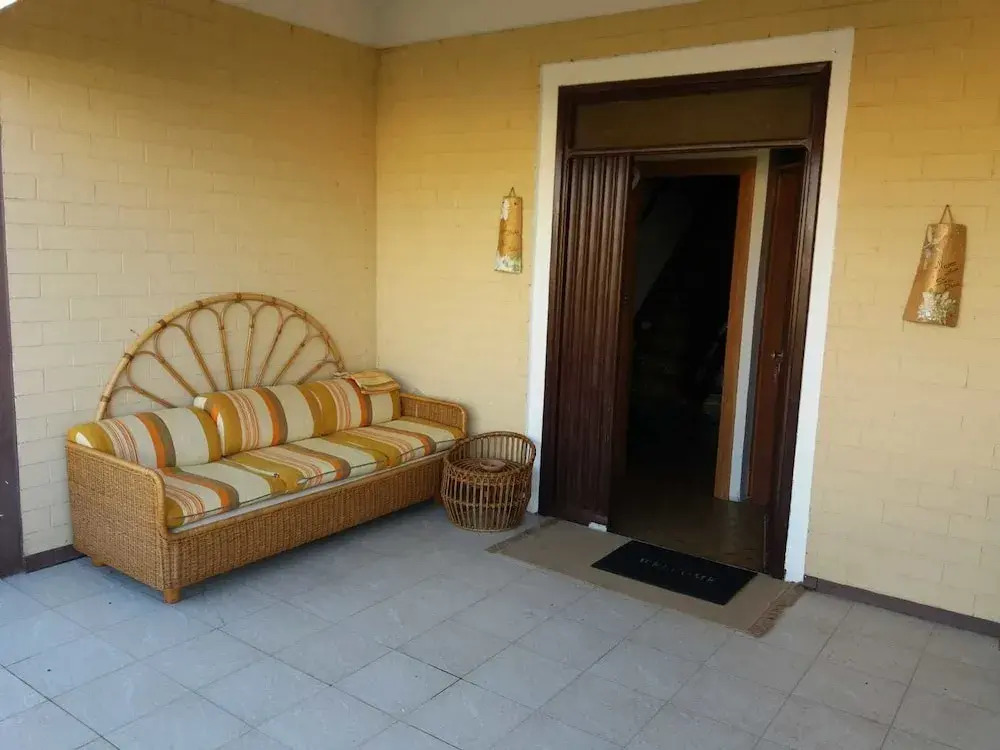M & I Apartment