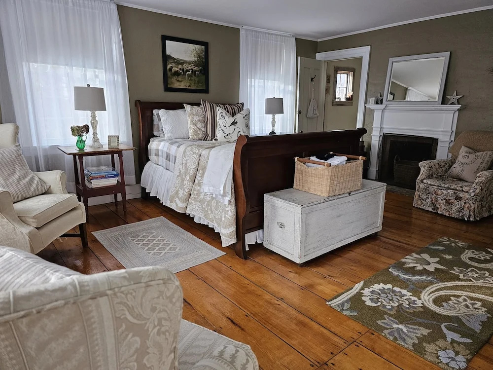 The Buckmaster Inn
