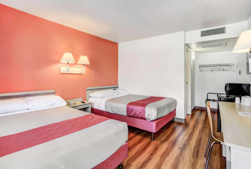 Motel 6-Medford, OR