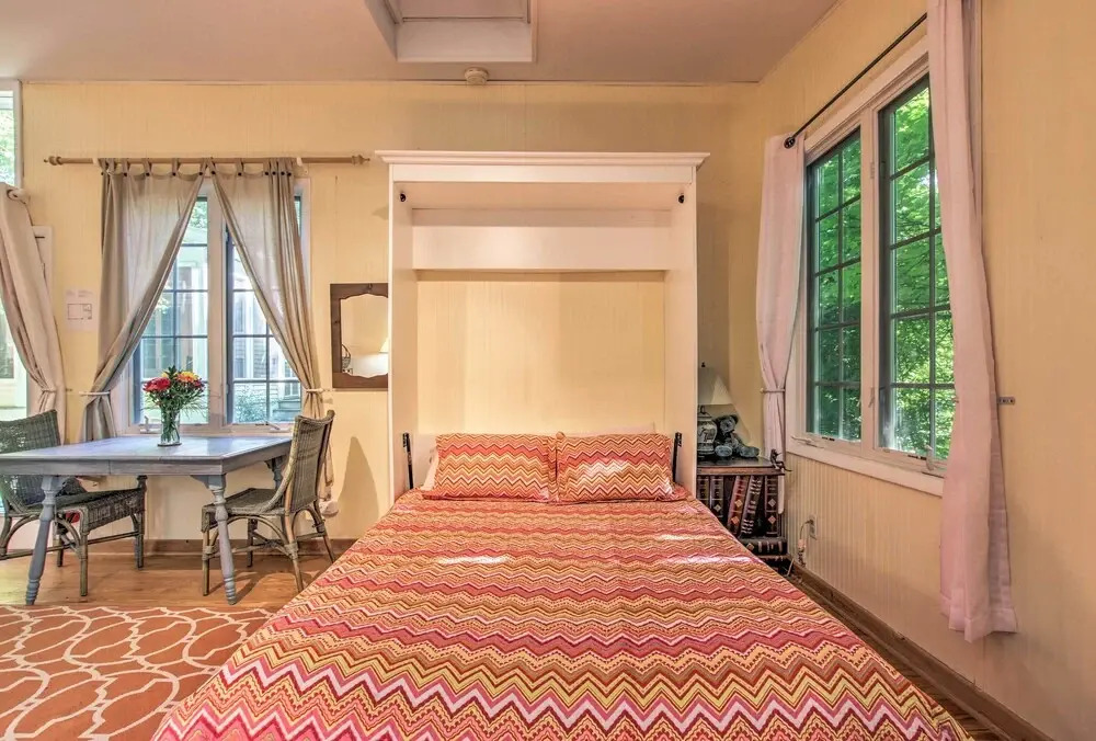 Quiet Saugatuck Studio w/ Patio - Walk to Dtwn!
