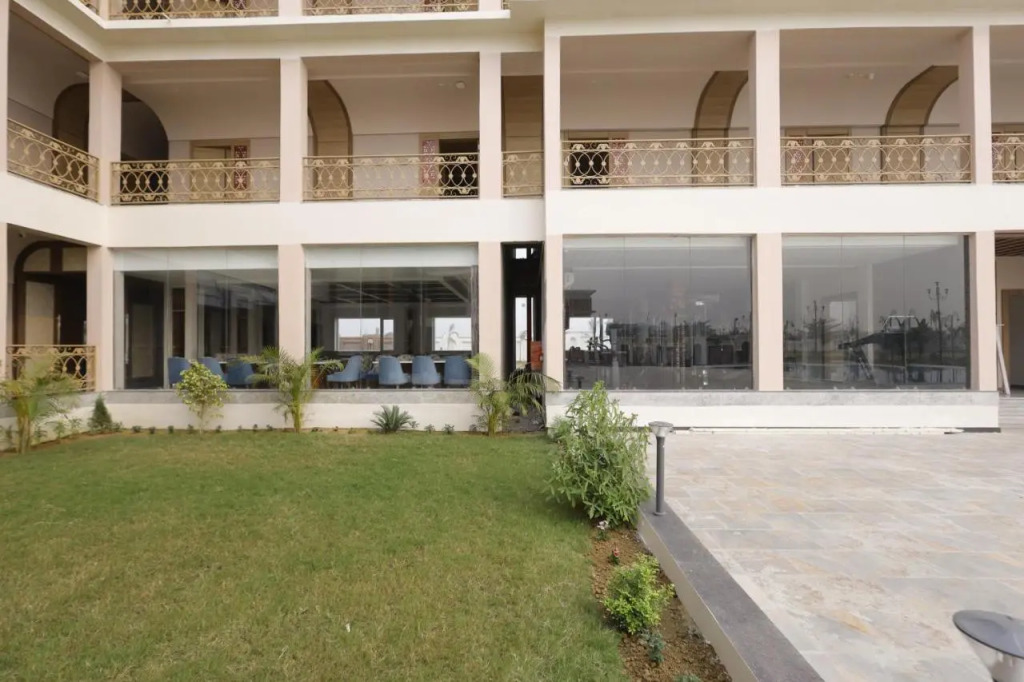 Nirvana Grand Hotel & Resort