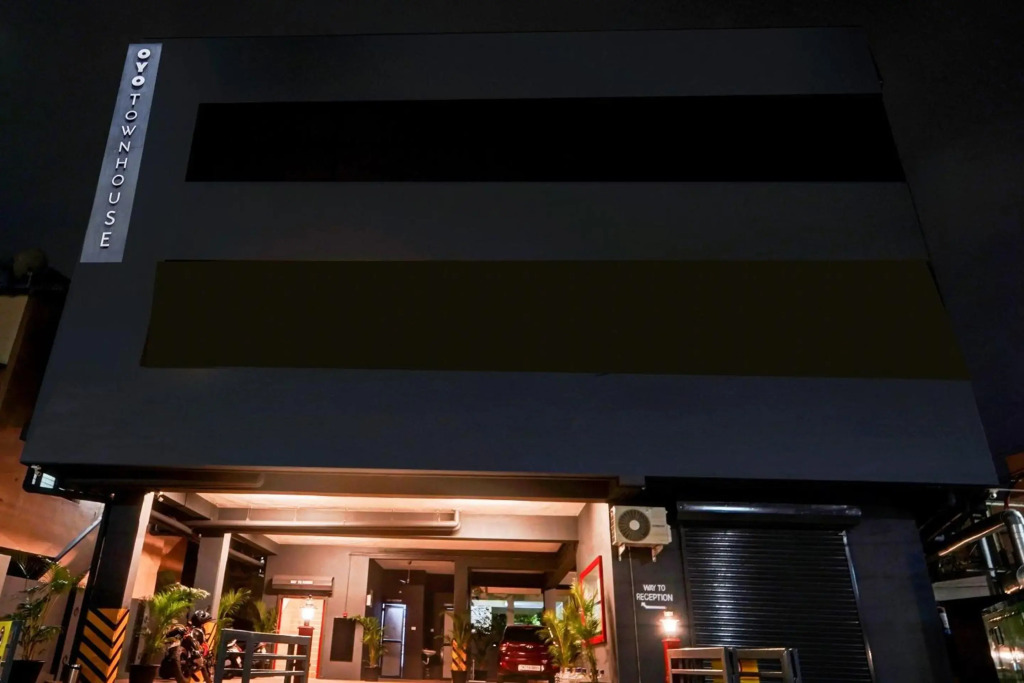 Oyo Townhouse 999 INN24 Airport