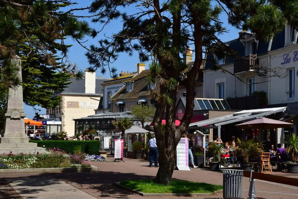 Triplex Avec Jardinet - Wifi - a 400m de la Plage