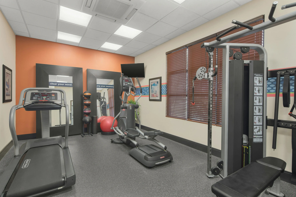 Hampton Inn & Suites Macon I-75 North