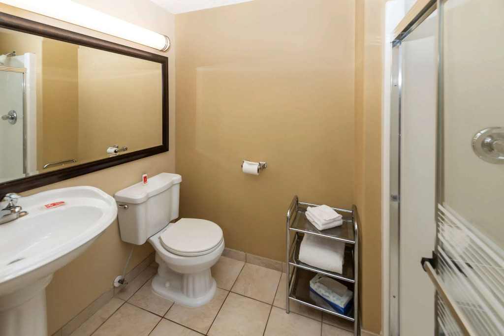 Medicine Hat Inn & Suites