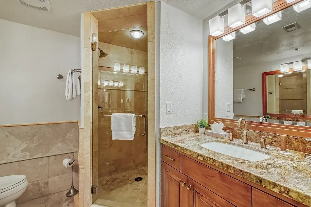 12 C Powder Run 2 Bedroom Condo by RedAwning