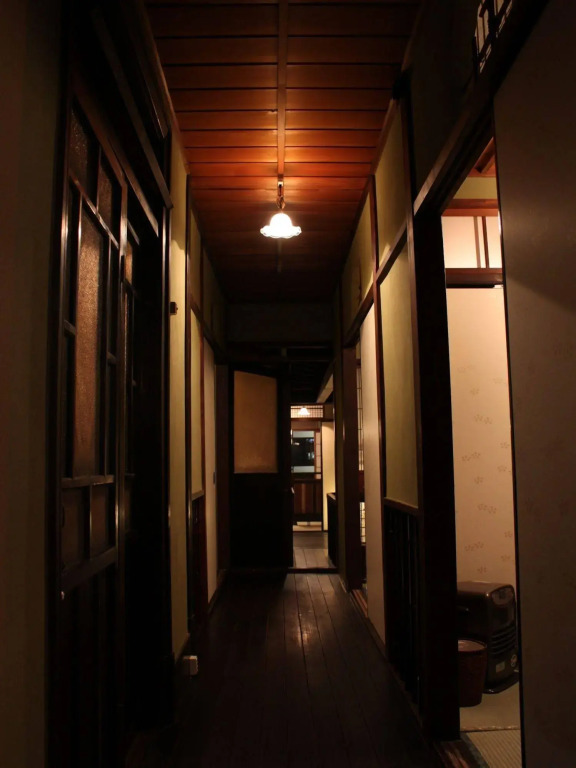Guest house Rakuza