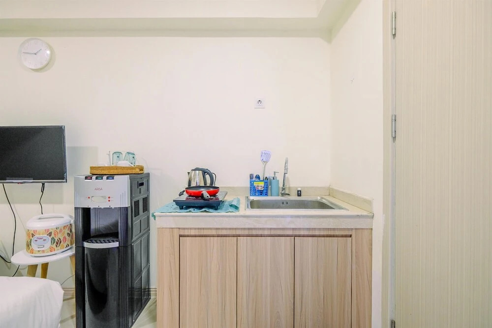 Simply And Homey Studio Meikarta Apartment