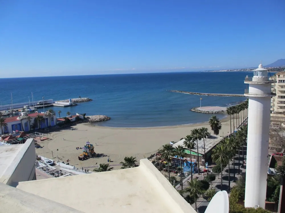 Rentcostadelsol Marbella-El Faro